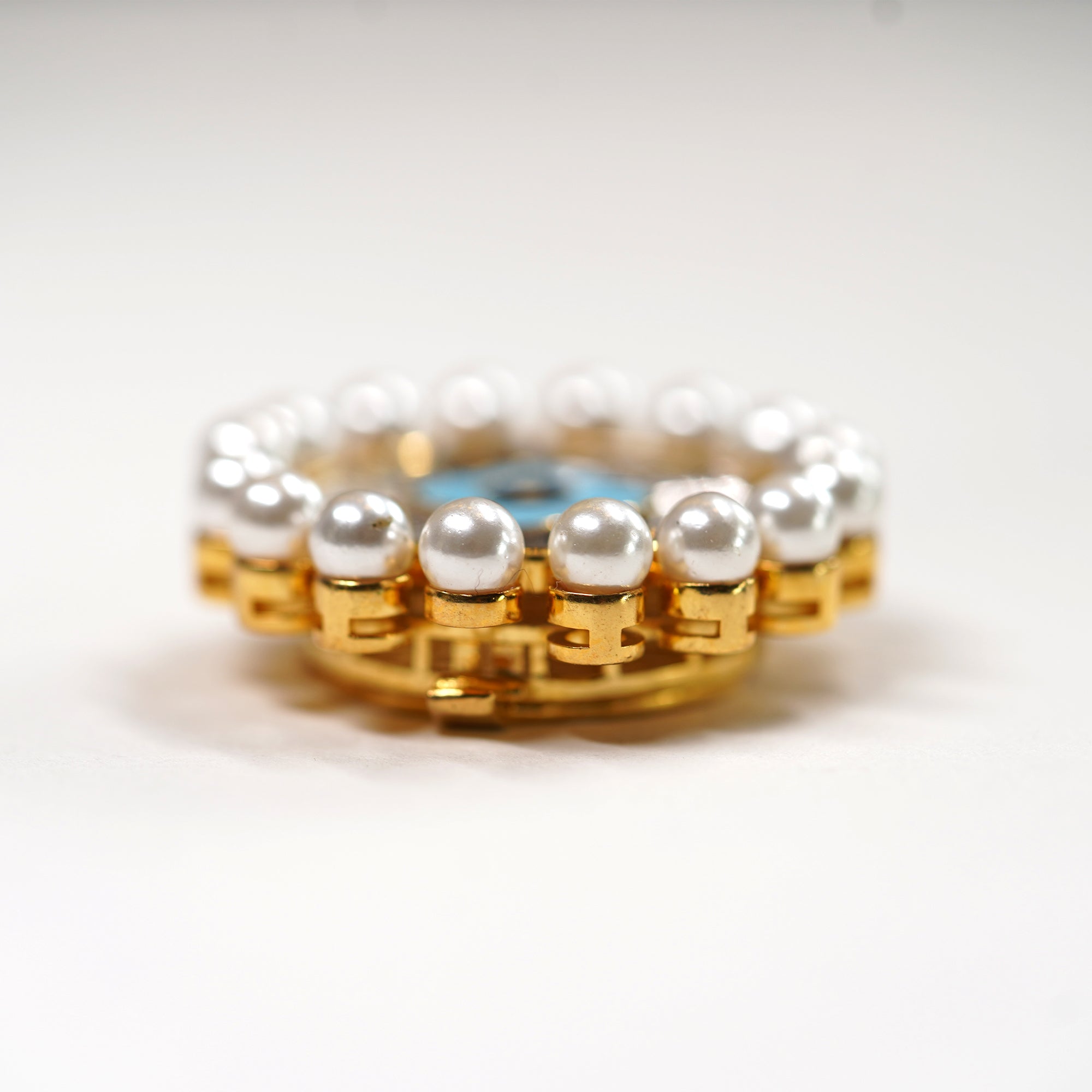 Celeste Clover Button