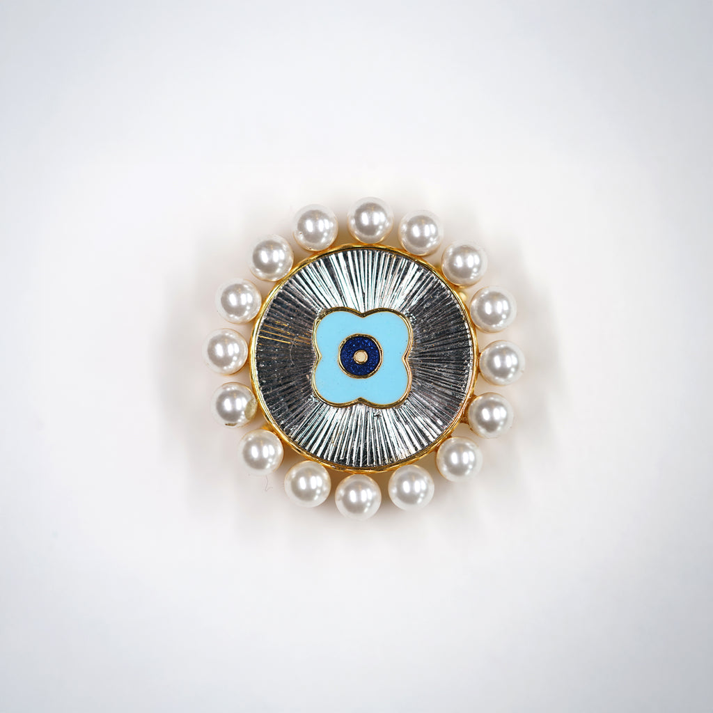 Celeste Clover Button