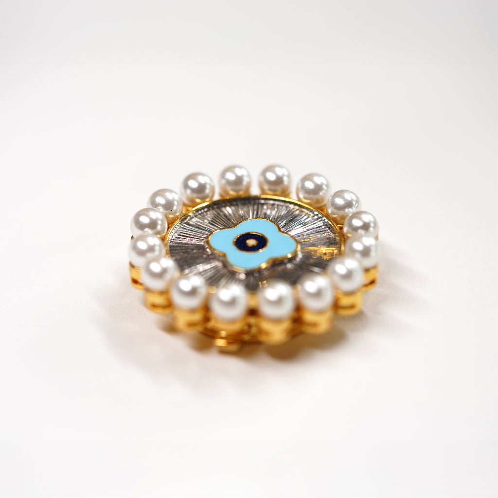 Celeste Clover Button