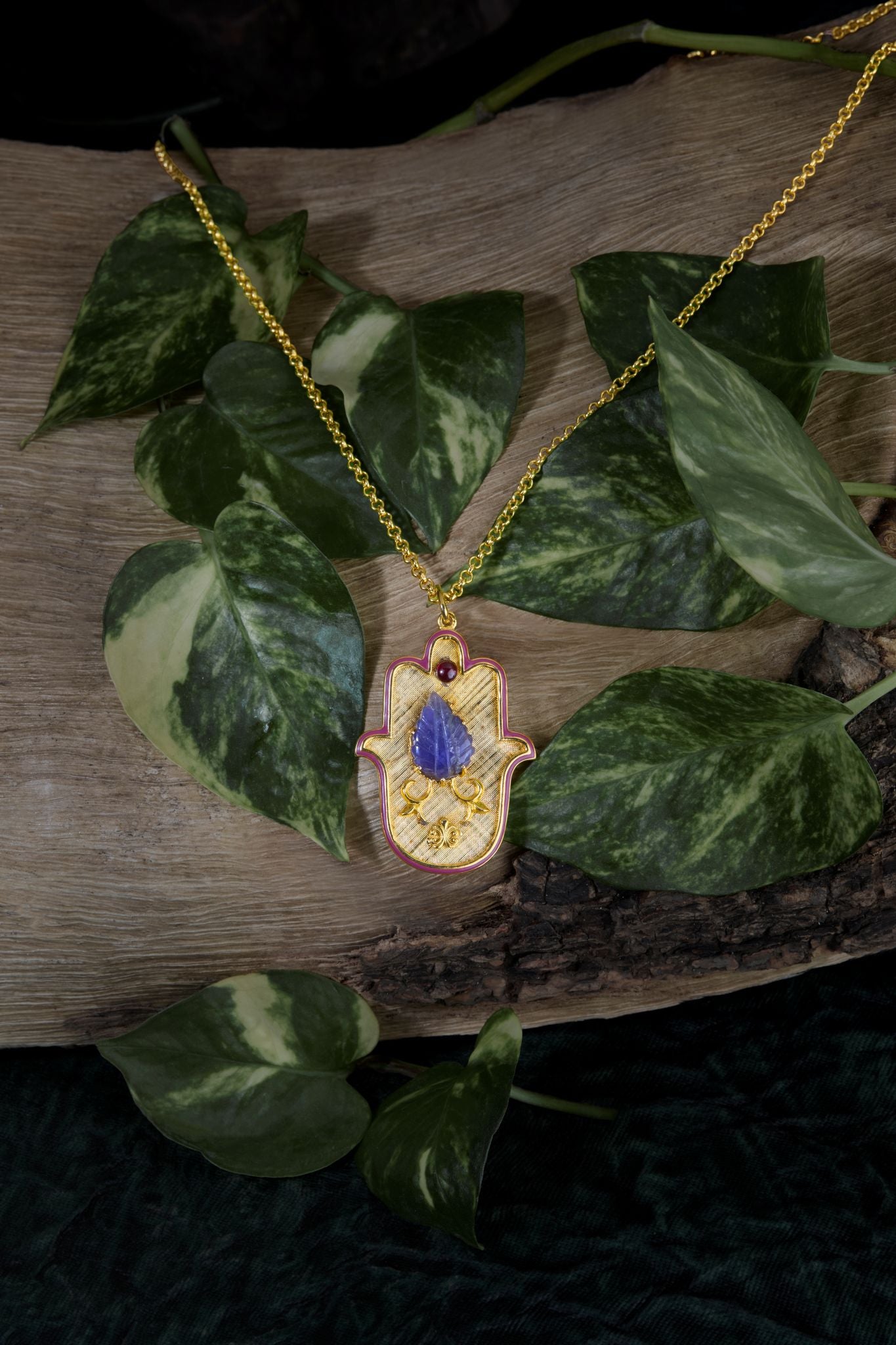 Amethyst Leaf Small Hamsa Pendent