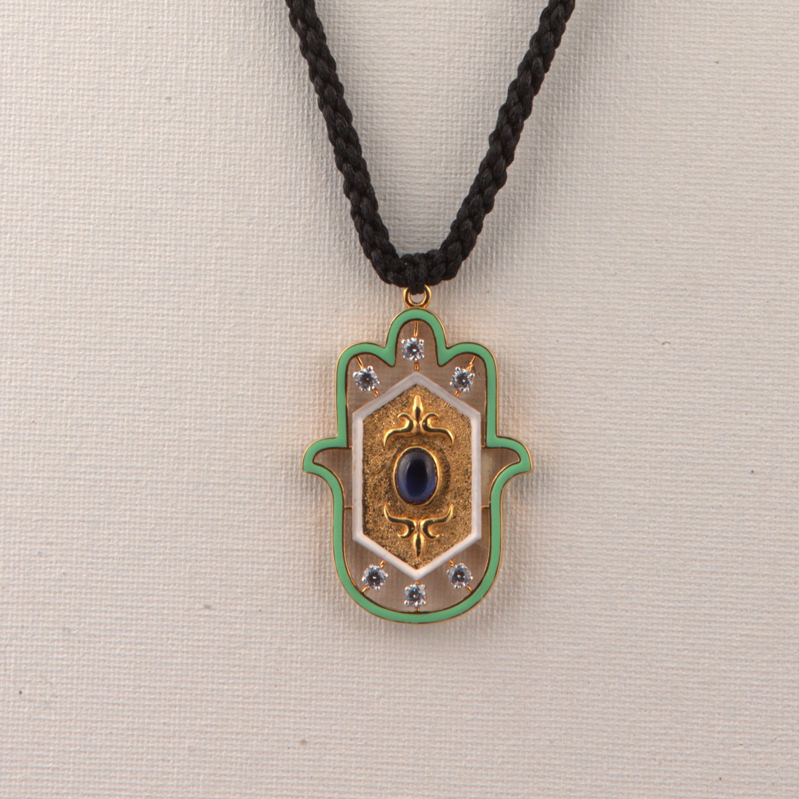 Amethyst Small Hamsa Pendent