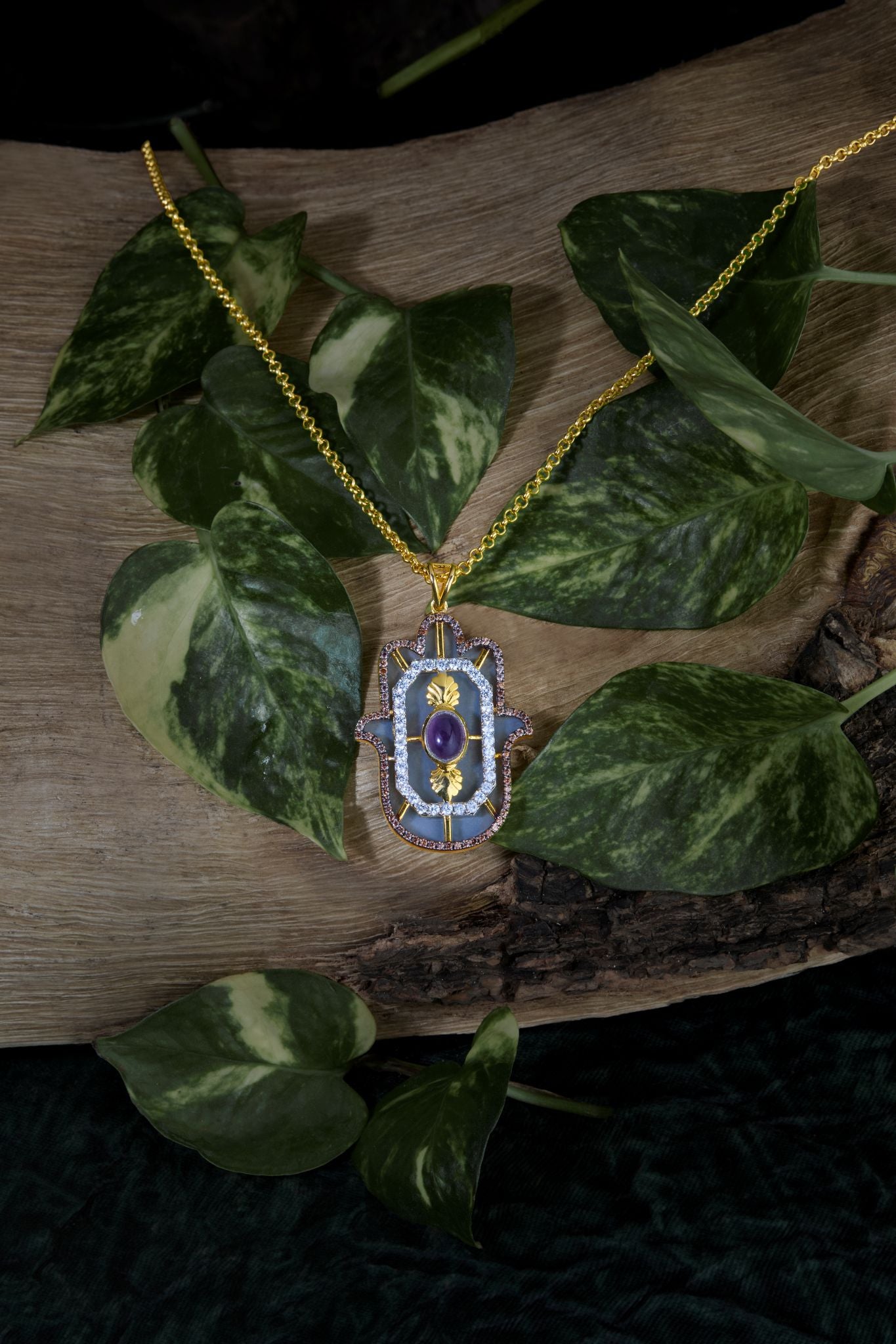 Amethyst Small Hamsa Pendent